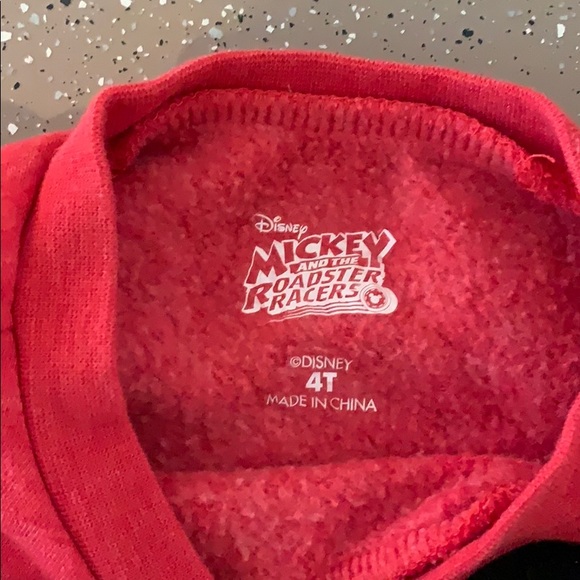 Outfit - Picture 4 of 4